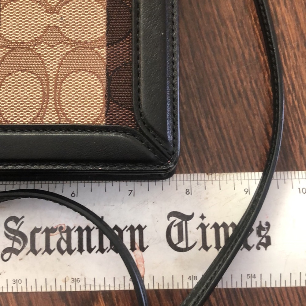 Coach Anna Foldover Clutch Crossbody In Signature Jacquard With Stripe - Picture 5 of 9